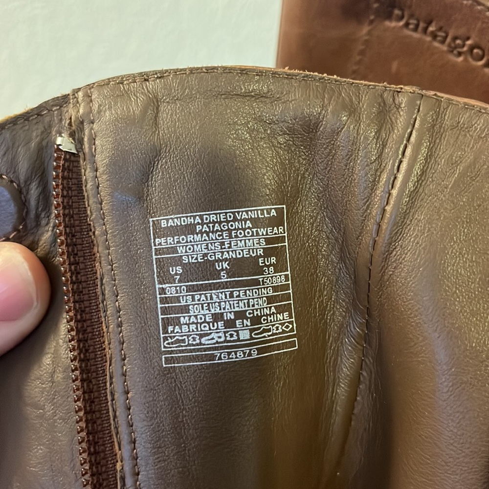 Patagonia Womens Leather and Suede Size 7 Boot - Picture 8 of 9